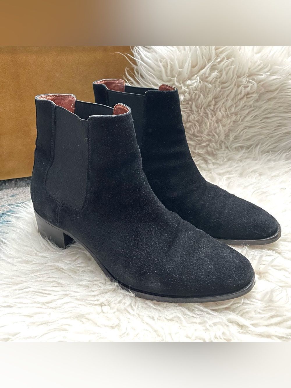 Frye Chelsea Boots Suede Black 8.5